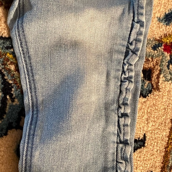 ⭐️HP⭐️ZARA jeans - Picture 2 of 6